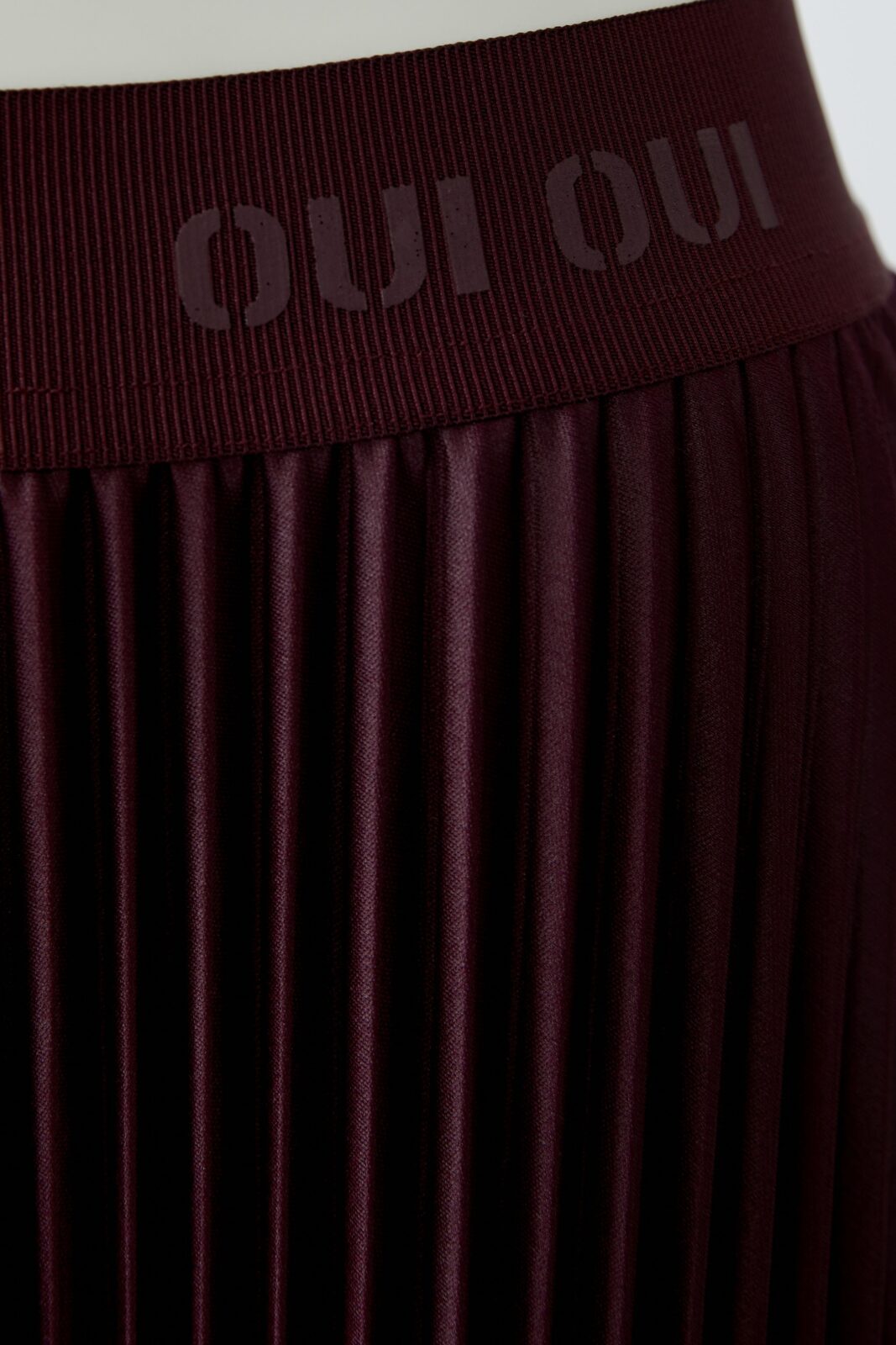 Pleated skirt 95398 bramble berry OUI Pleated skirt 95398 bramble berry OUI